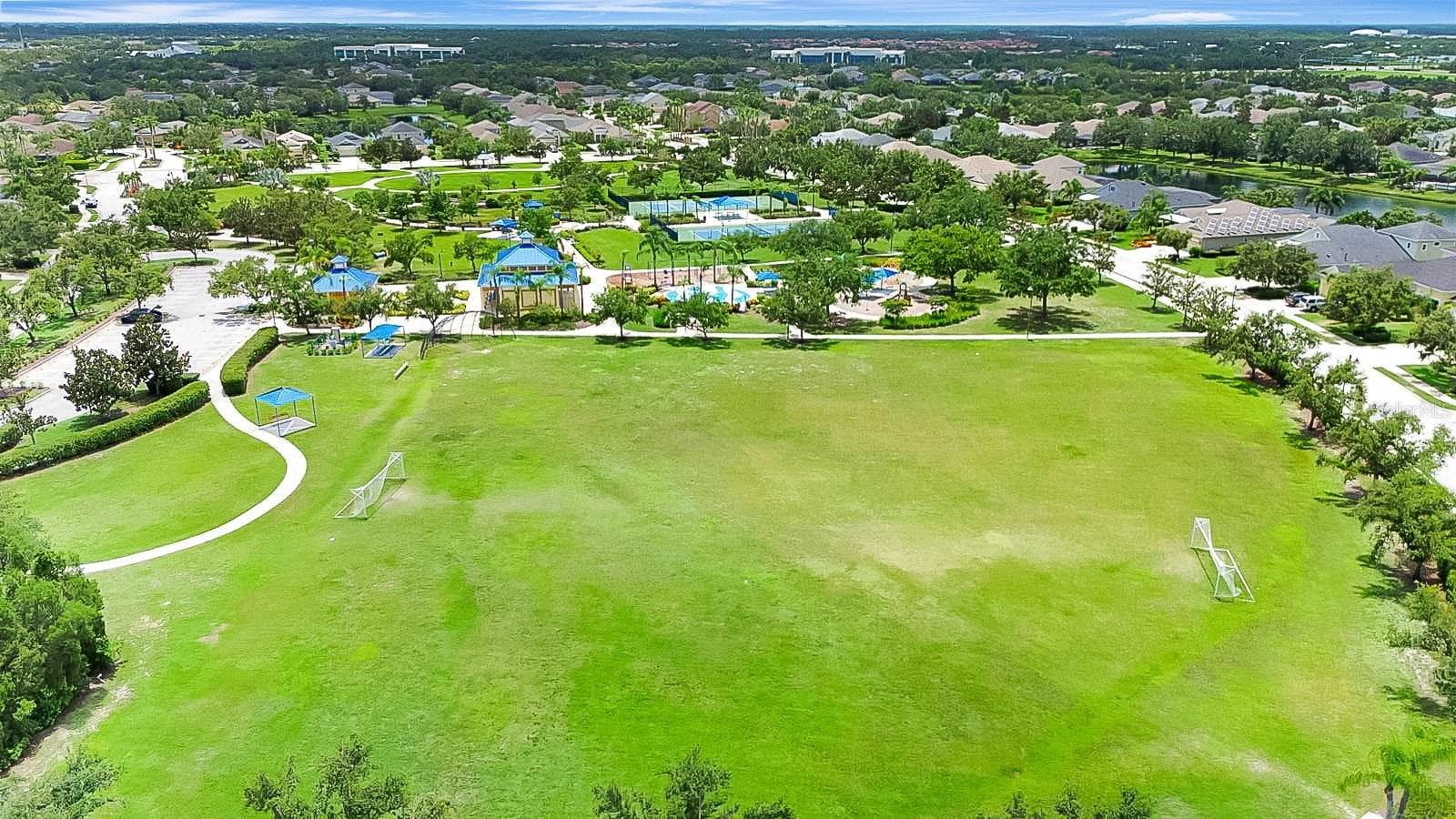Single Family Residence at 4914 TORREY PINES RUN, BRADENTON, photo 47 of 78