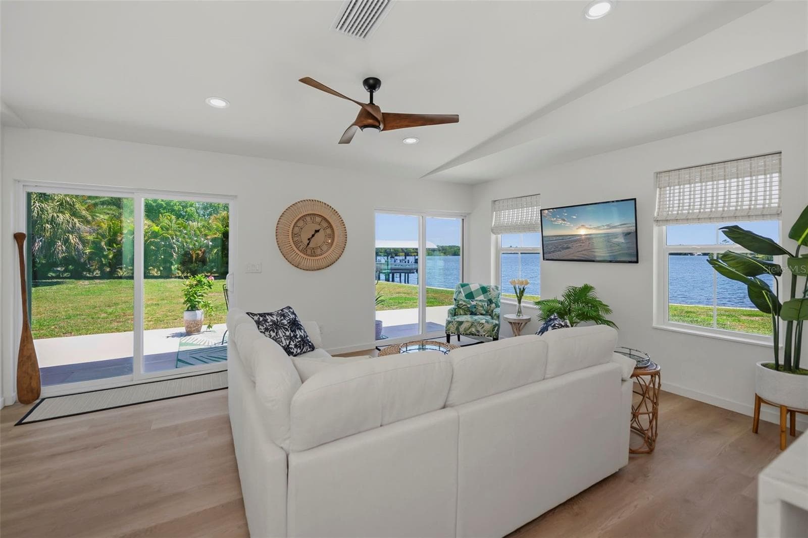 Single Family Residence at 3404 LAKE VIEW BLVD, PORT CHARLOTTE, photo 13 of 101