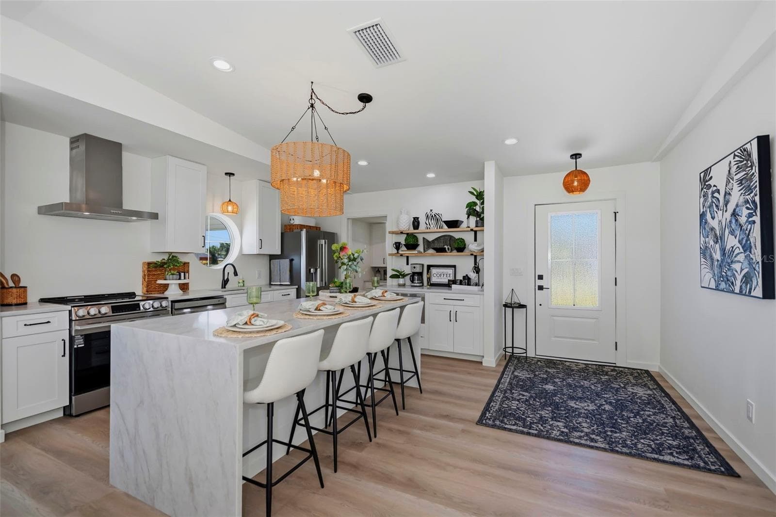 Single Family Residence at 3404 LAKE VIEW BLVD, PORT CHARLOTTE, photo 15 of 101