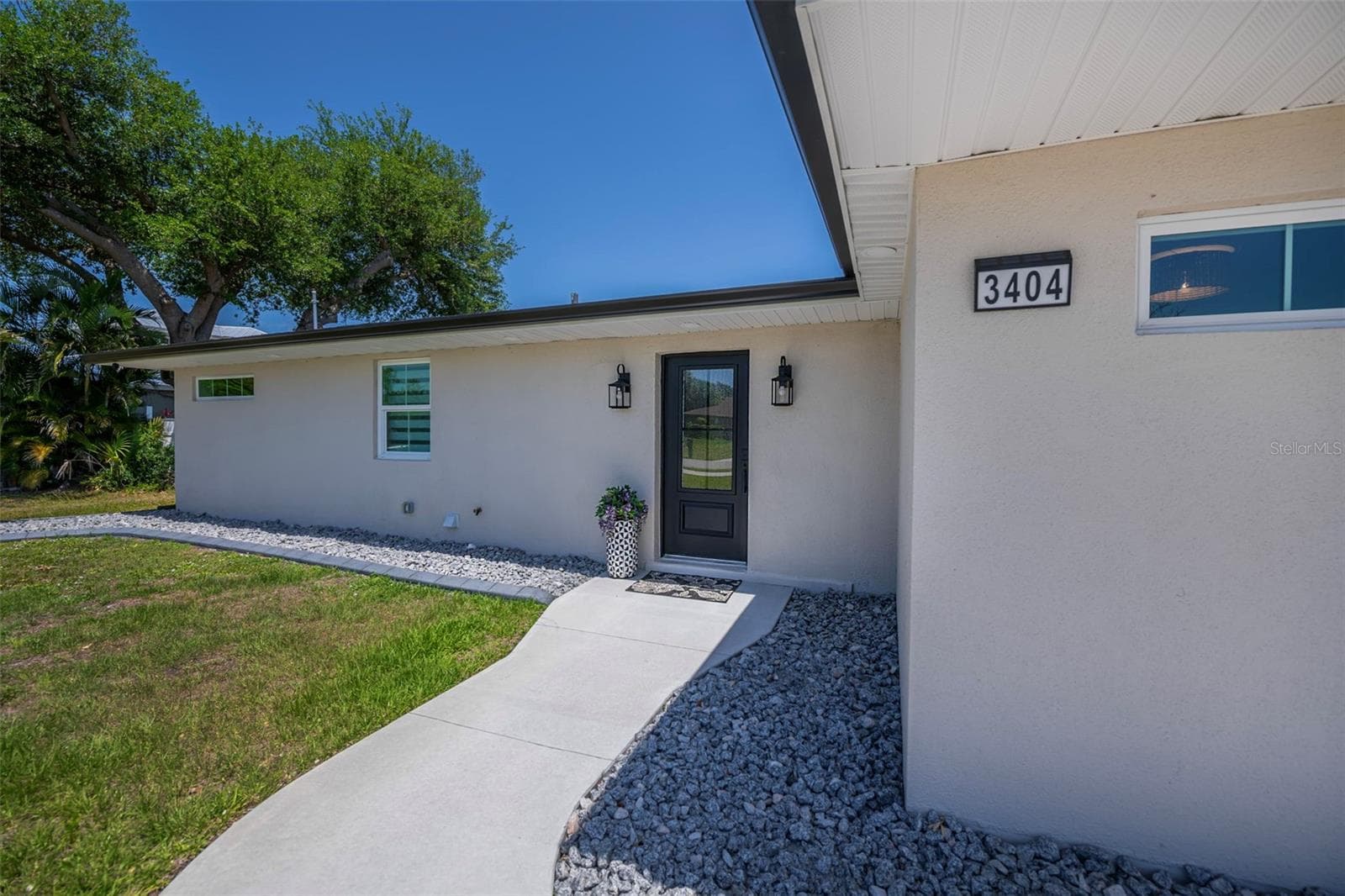 Single Family Residence at 3404 LAKE VIEW BLVD, PORT CHARLOTTE, photo 45 of 101