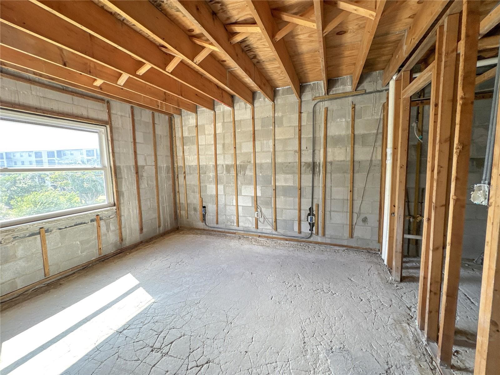 living room - 4085 LAKE BAYSHORE DR #C311, BRADENTON