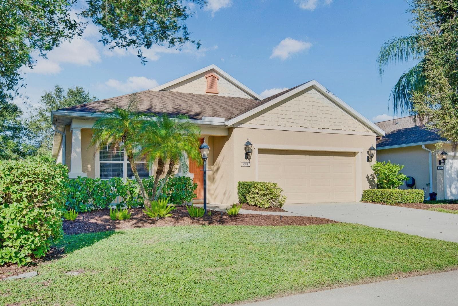 Single Family Residence at 4914 TORREY PINES RUN, BRADENTON, photo 2 of 78