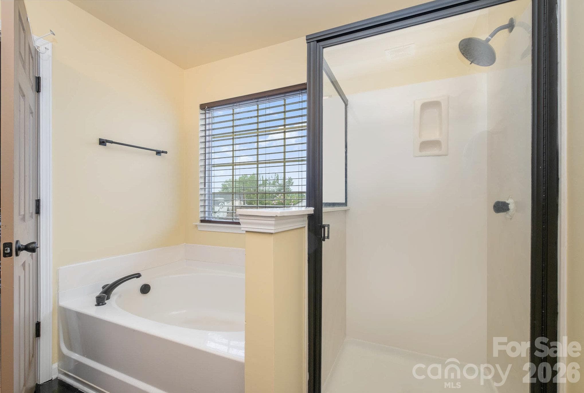 Single Family Residence at 1018 Clover Gap Drive, Charlotte, photo 16 of 24
