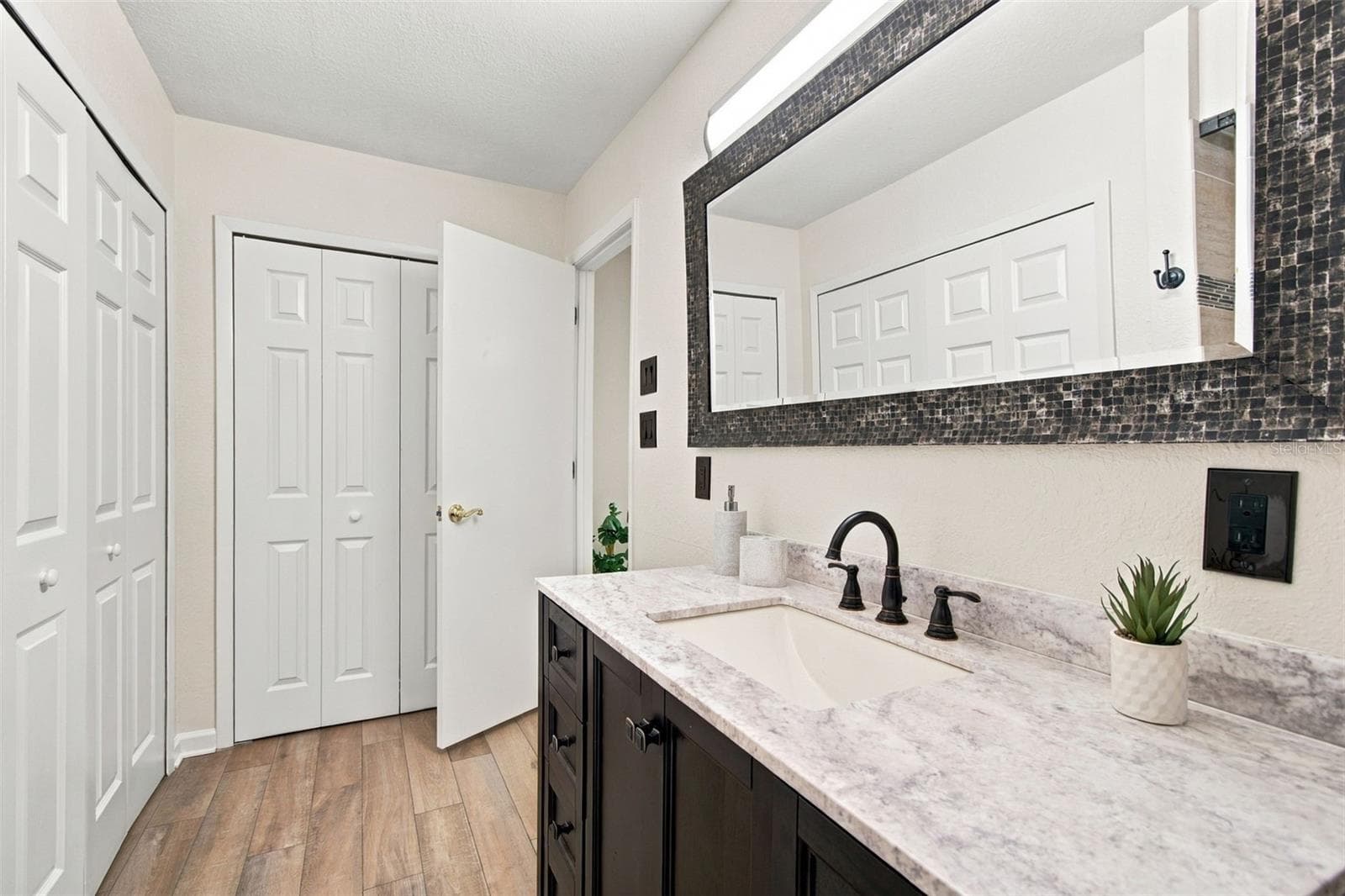 Double closets in primary bath - 3445 35TH ST N, ST PETERSBURG