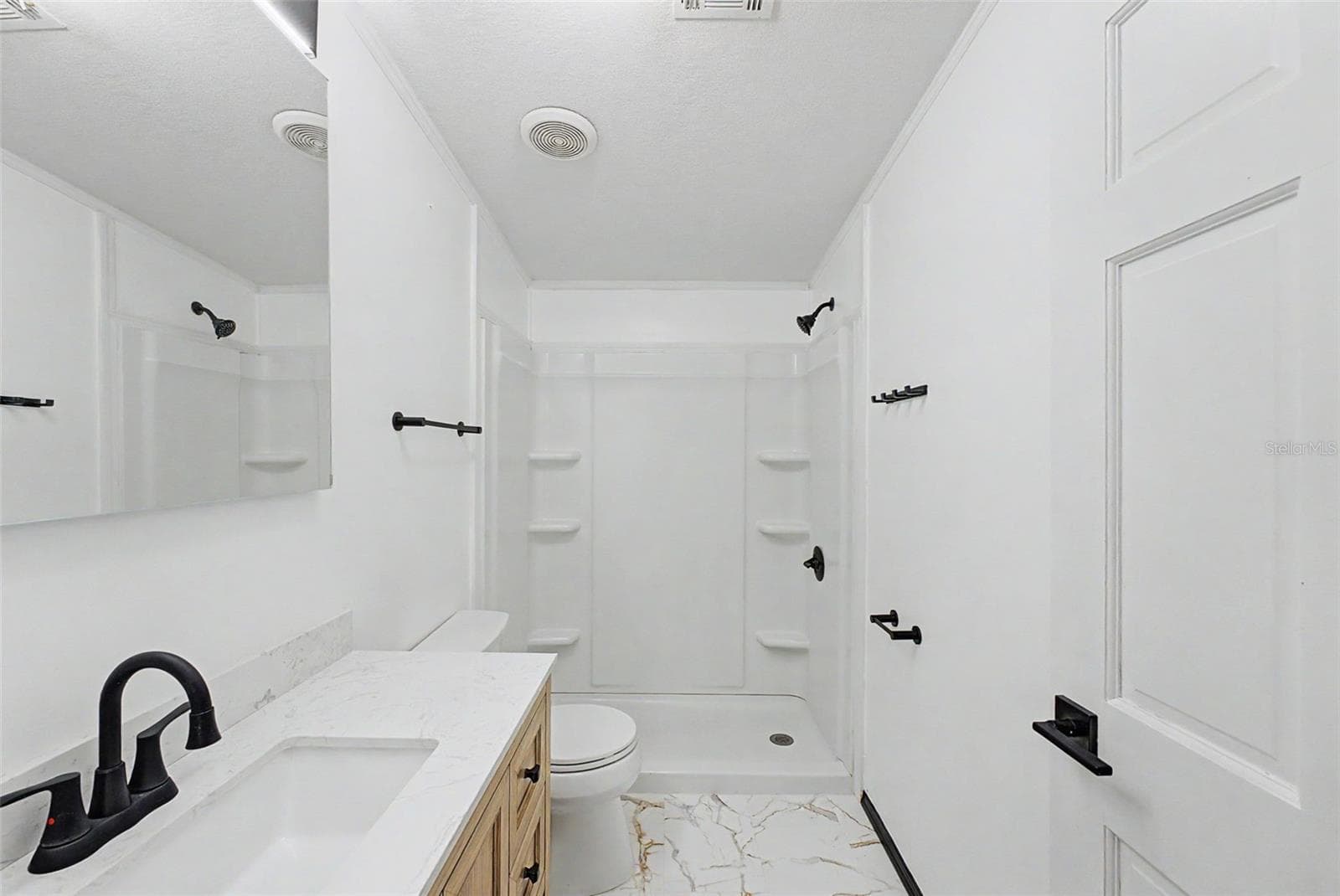 Manufactured Home at 17926 SE 49TH PL, HAWTHORNE, photo 69 of 93