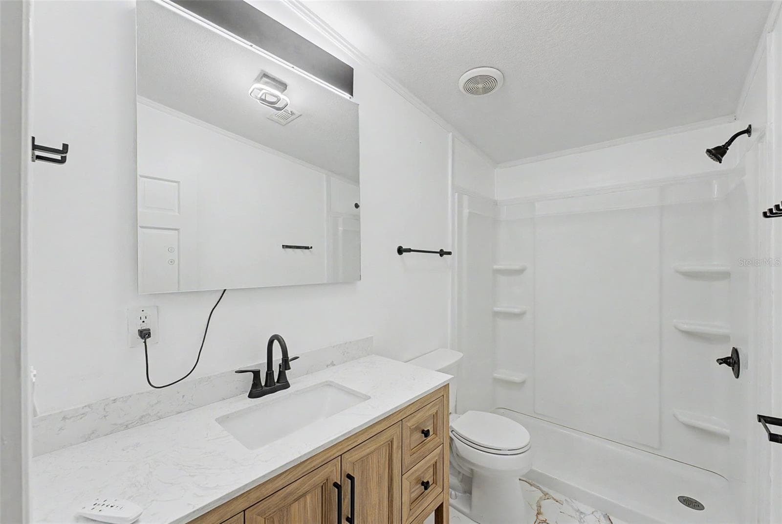 Manufactured Home at 17926 SE 49TH PL, HAWTHORNE, photo 70 of 93