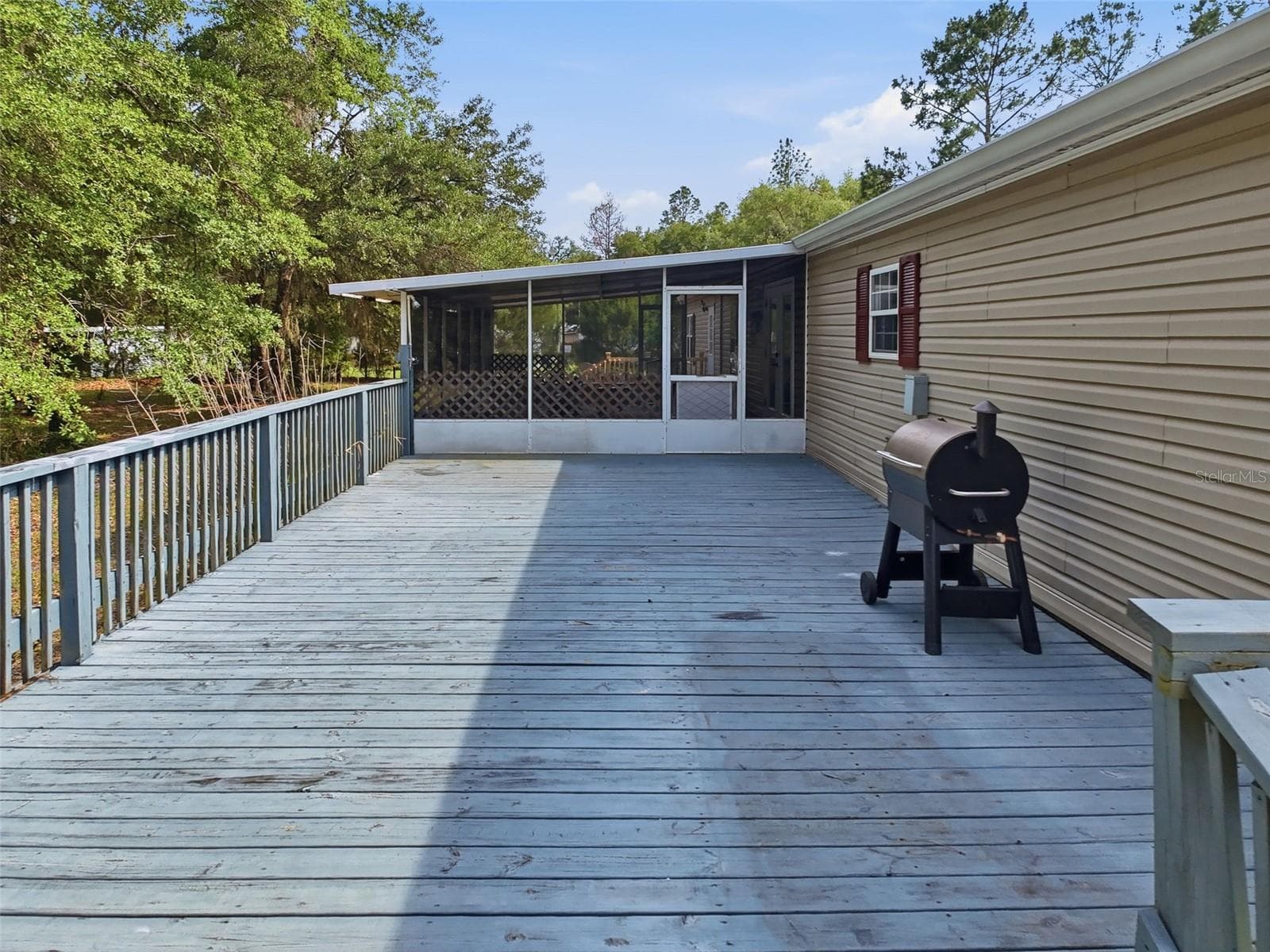 Manufactured Home at 17926 SE 49TH PL, HAWTHORNE, photo 87 of 93