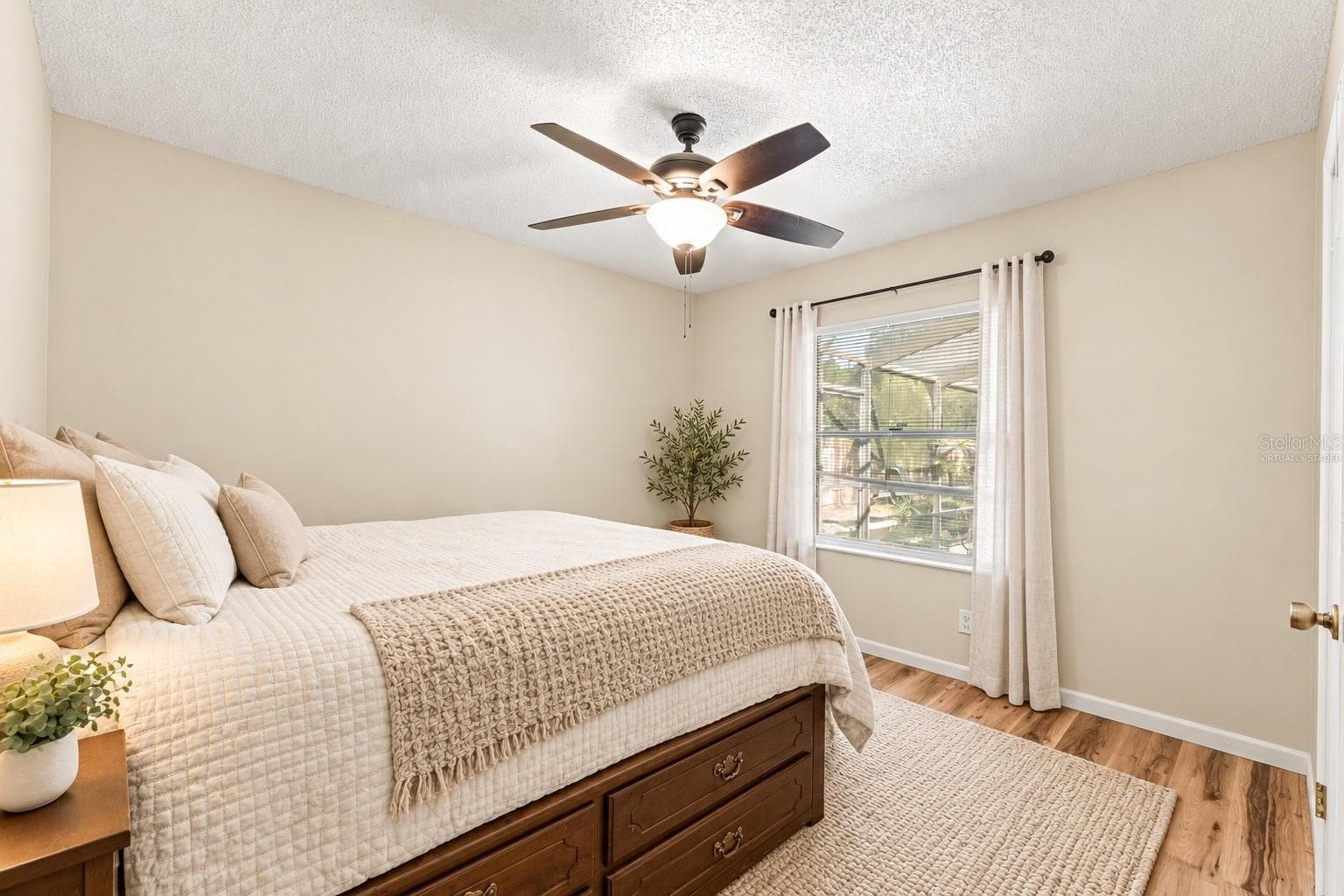 Virtually Staged - 4277 SW 143RD LANE RD, OCALA