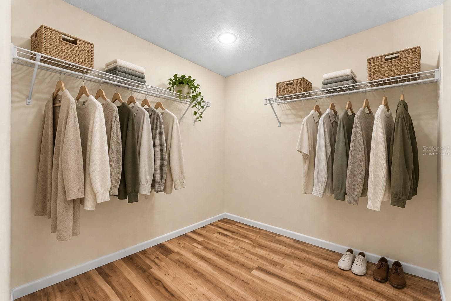Virtually Staged - 4277 SW 143RD LANE RD, OCALA