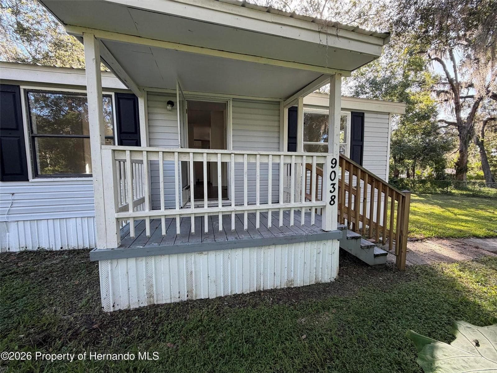 Front Porch - 9038 PARRISH AVE, BROOKSVILLE