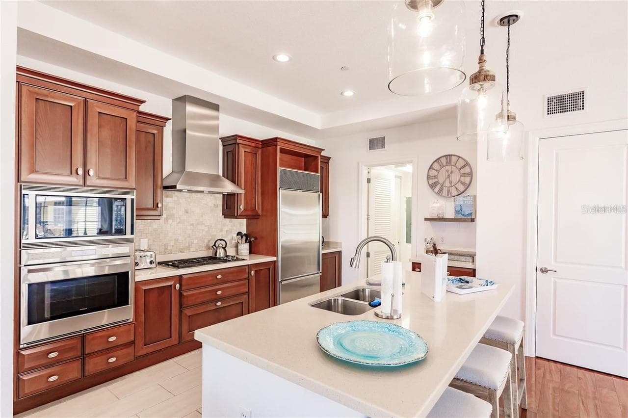 Condominium at 304 CALLE MIRAMAR #304S, SARASOTA, photo 9 of 36