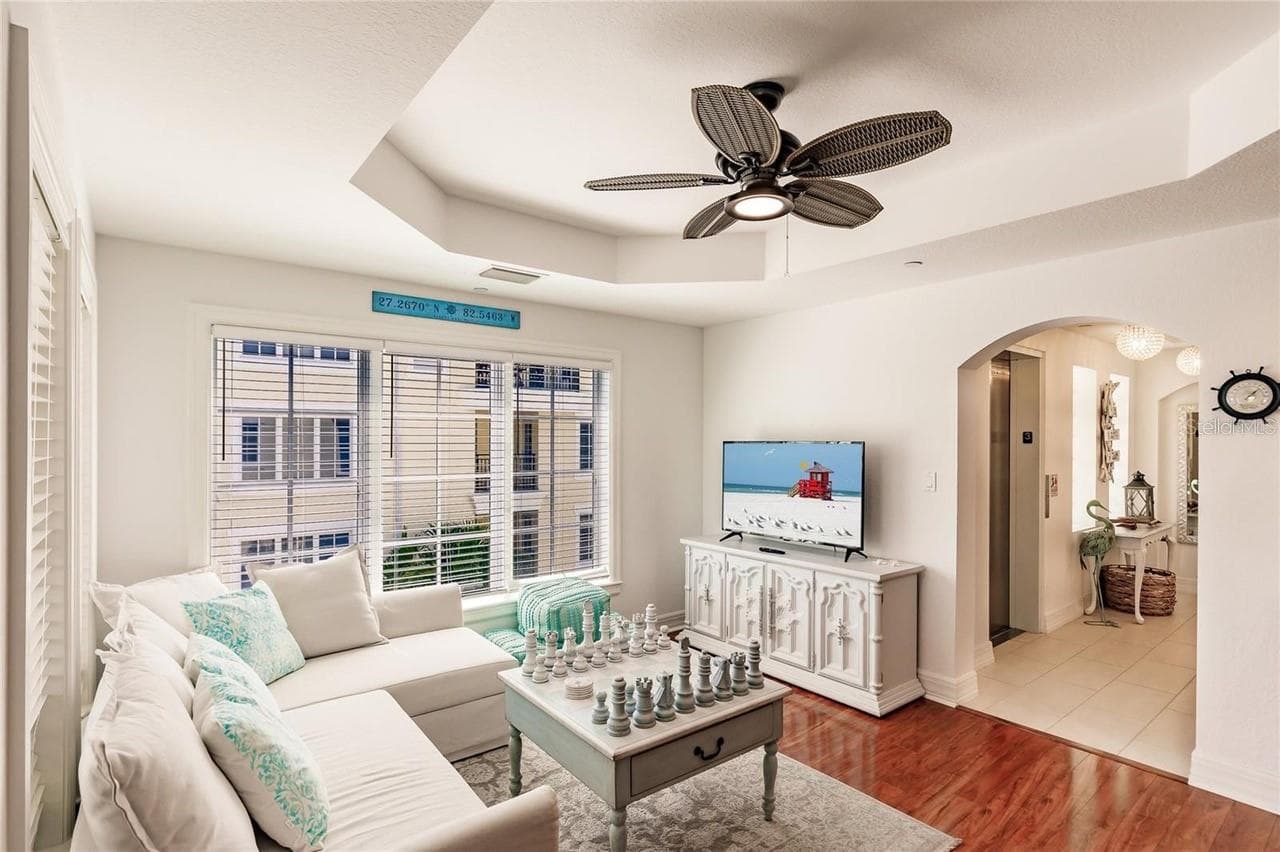 Condominium at 304 CALLE MIRAMAR #304S, SARASOTA, photo 16 of 36