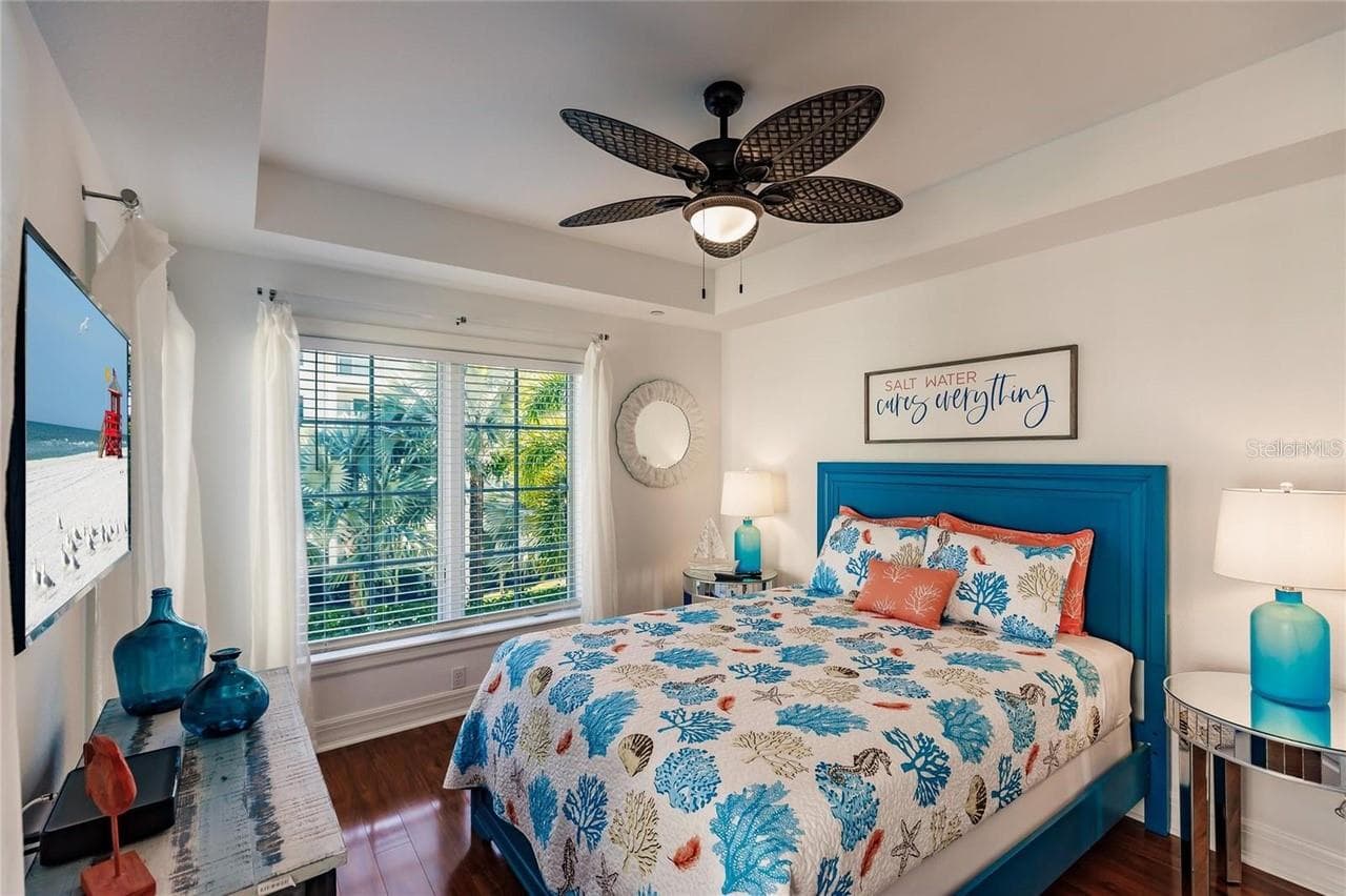 Condominium at 304 CALLE MIRAMAR #304S, SARASOTA, photo 27 of 36
