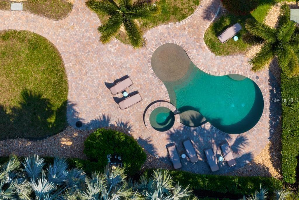 Condominium at 304 CALLE MIRAMAR #304S, SARASOTA, photo 32 of 36