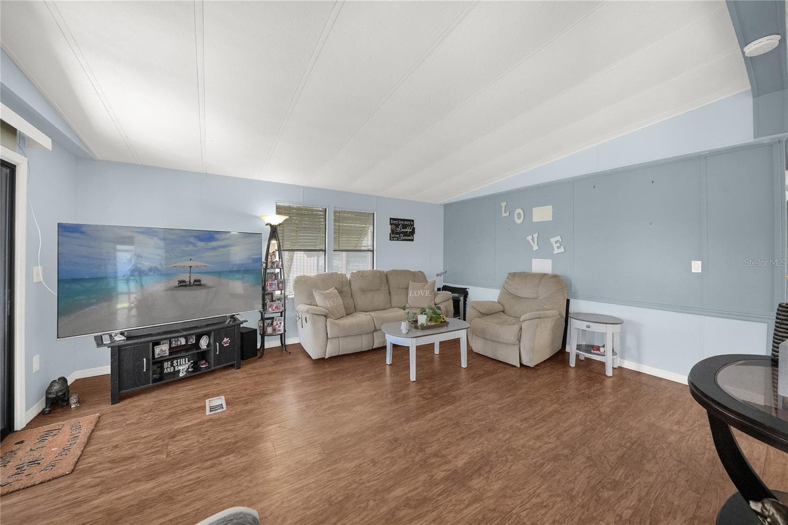 Manufactured Home at 34405 COUNTRYSIDE DR, WESLEY CHAPEL, photo 10 of 39