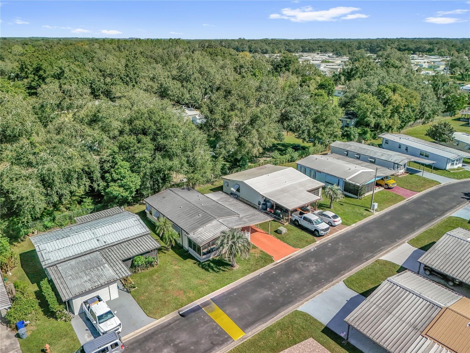Manufactured Home at 34405 COUNTRYSIDE DR, WESLEY CHAPEL, photo 33 of 39