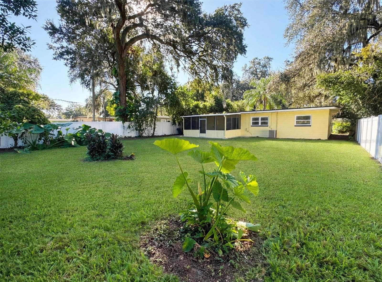 Single Family Residence at 3015 ILLINGWORTH AVE, ORLANDO, photo 17 of 18
