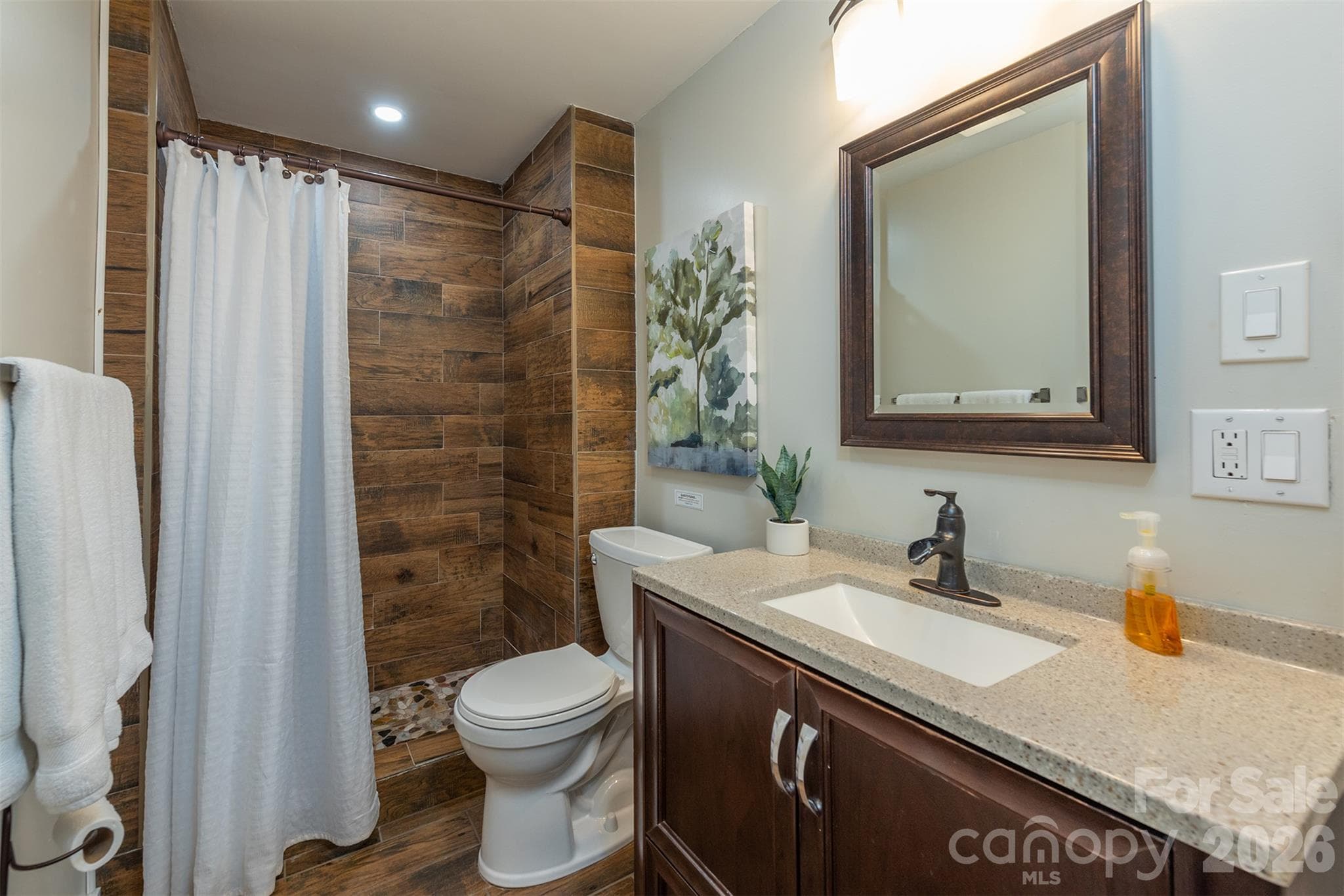 Single Family Residence at 20 Gardenside Road, Mars Hill, photo 33 of 42