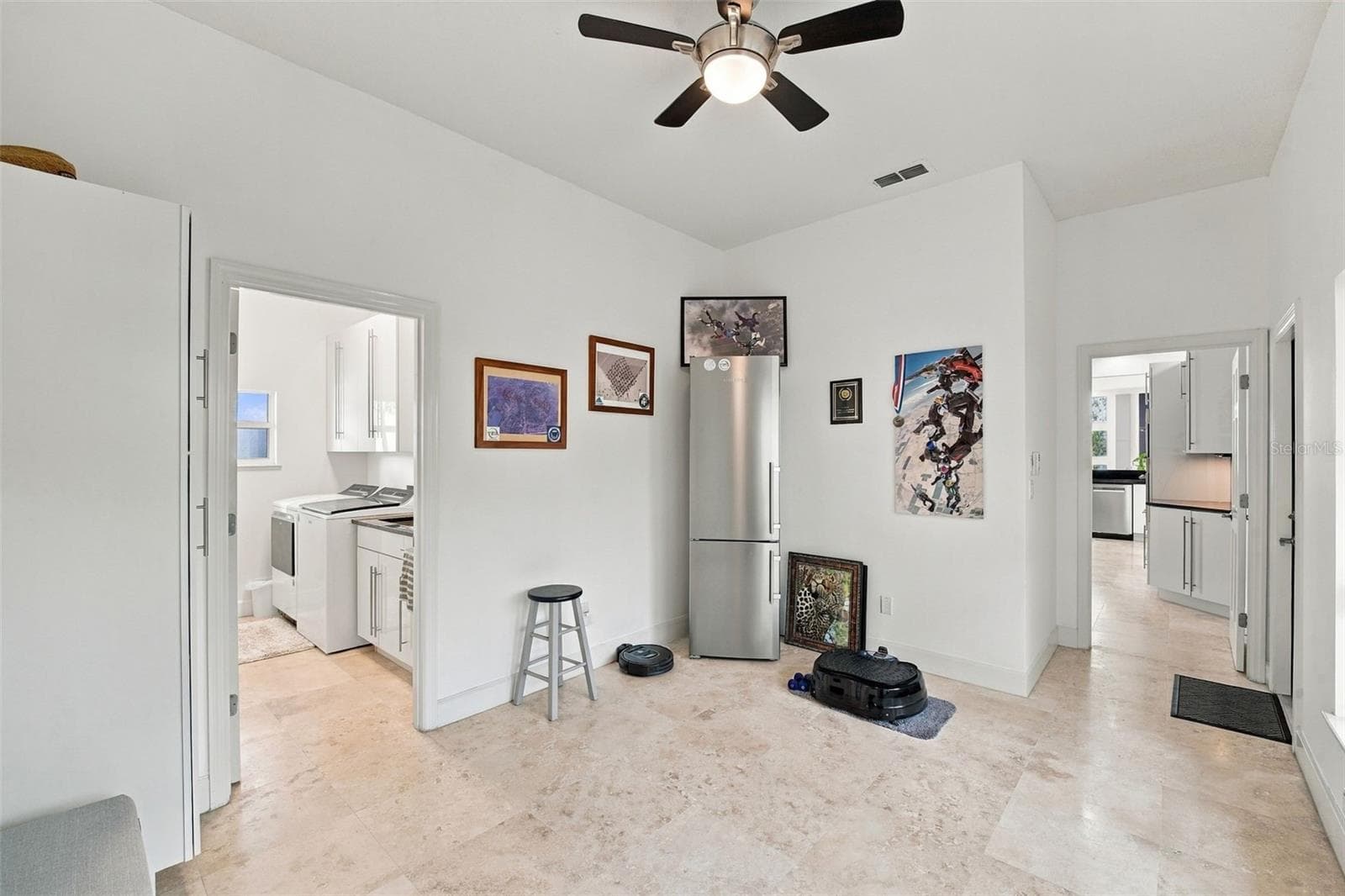 MUD ROOM - 2586 E SPRUCE CREEK BLVD, PORT ORANGE