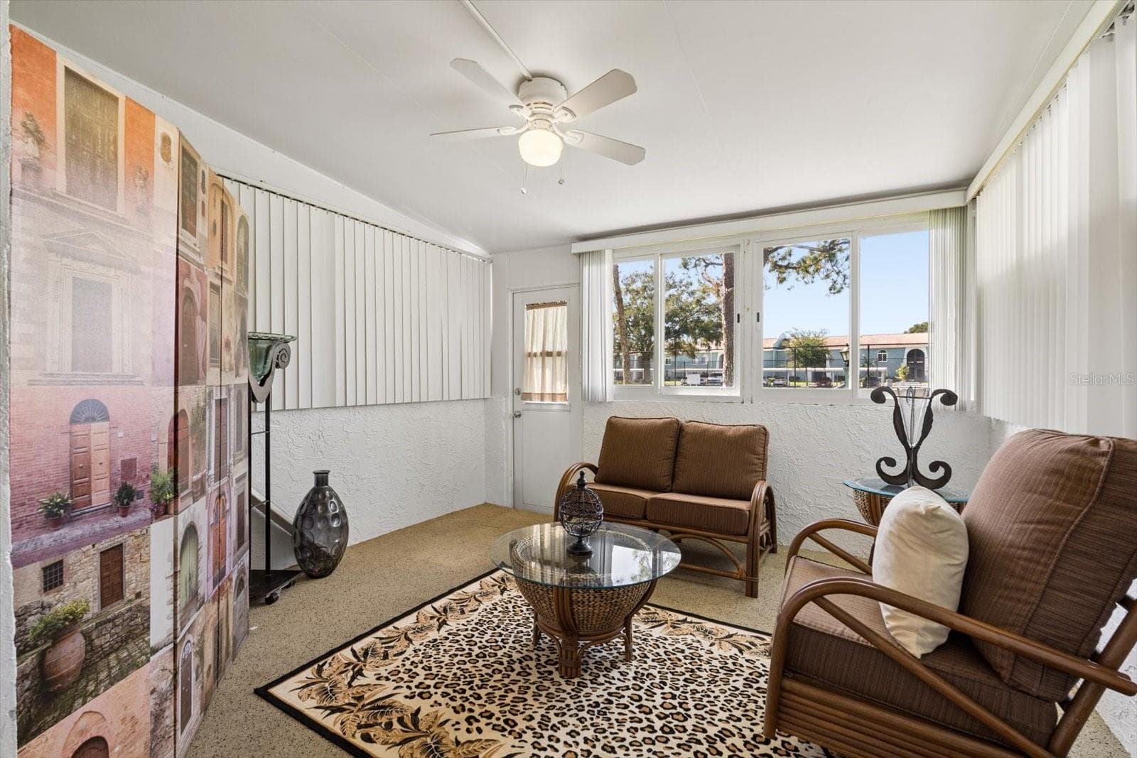 Closed in Porch - 172 115TH AVE N #172, ST PETERSBURG
