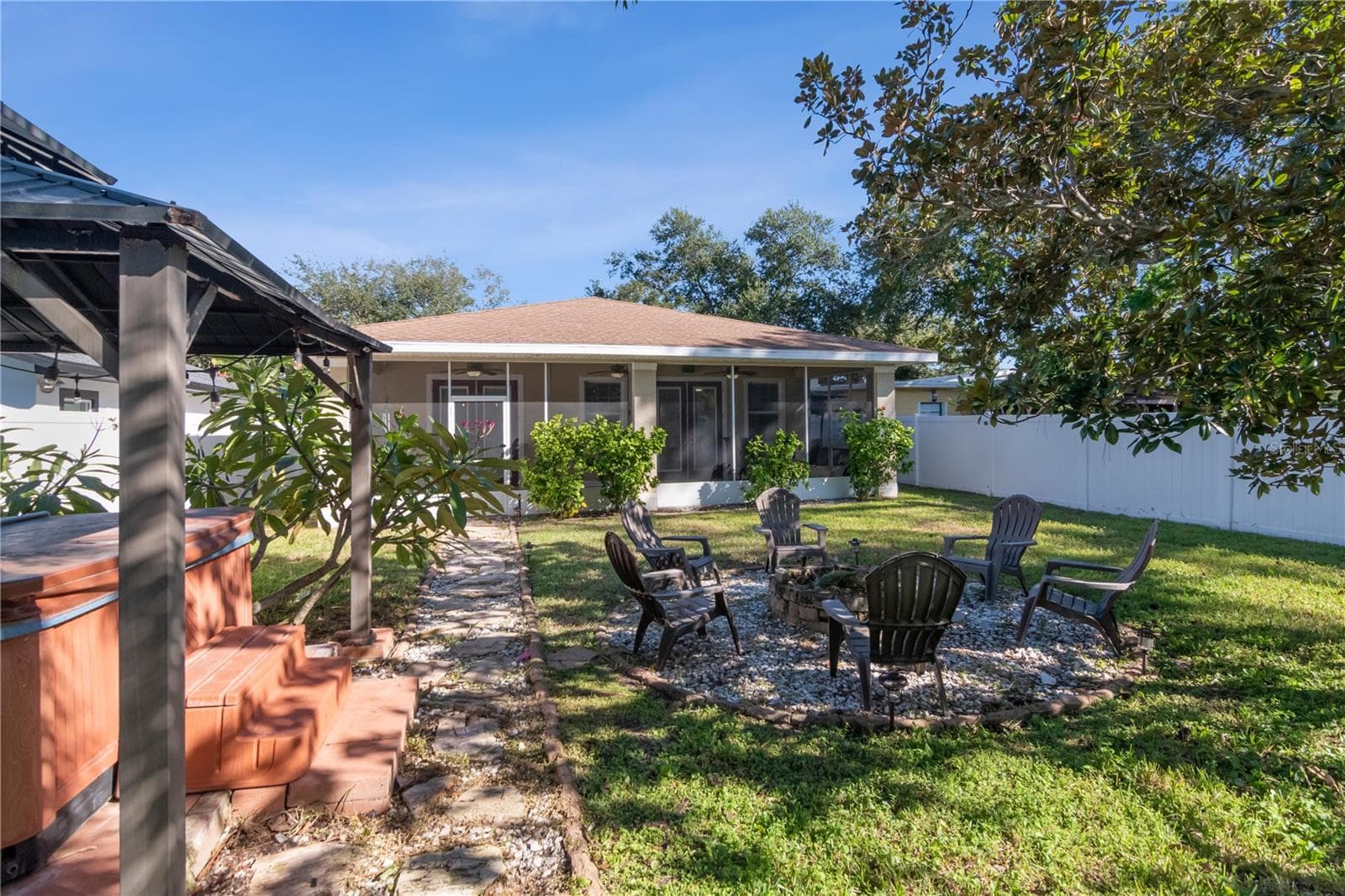 Single Family Residence at 3816 W ESTRELLA ST, TAMPA, photo 30 of 30