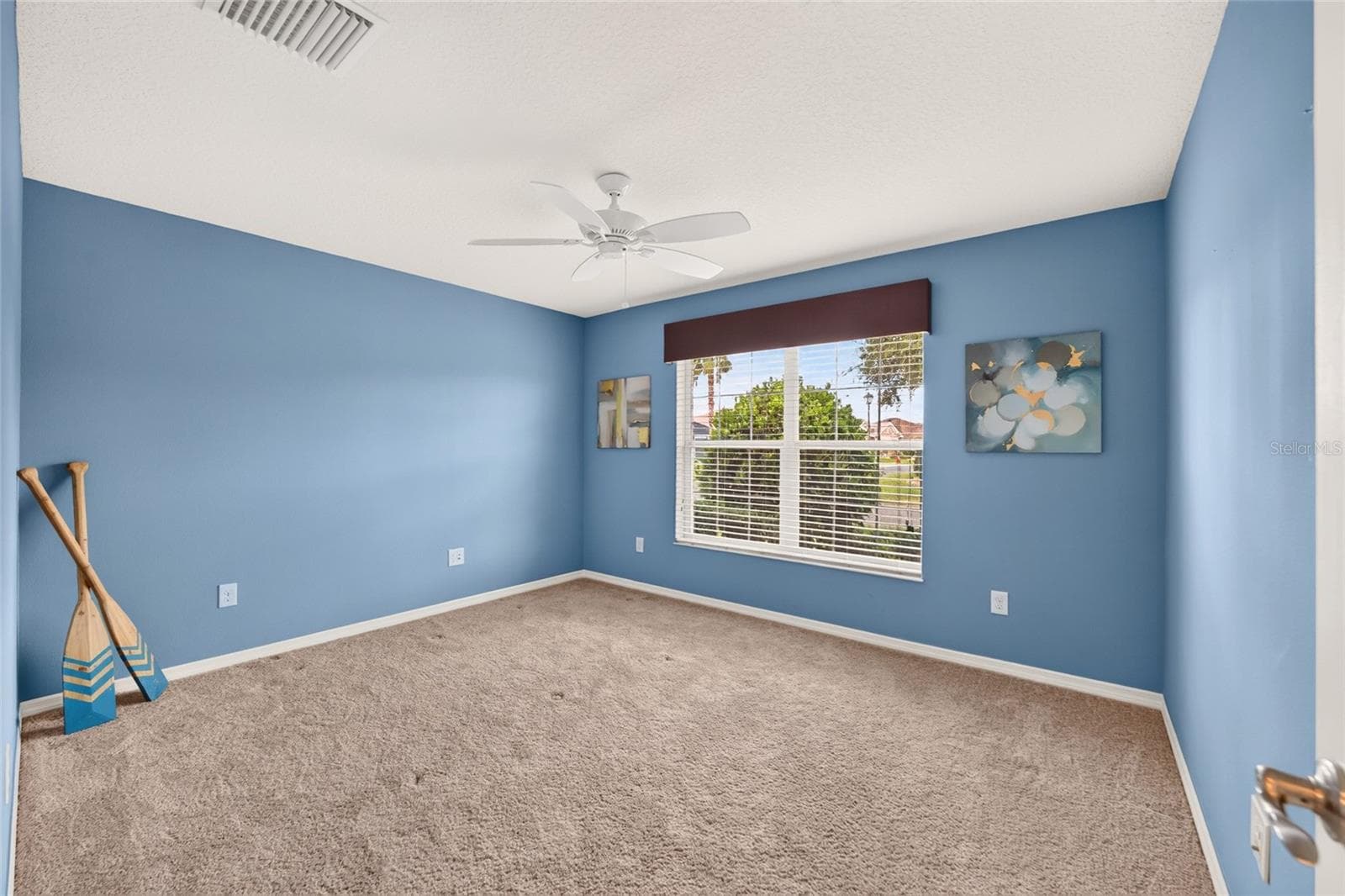 Single Family Residence at 588 BRADFORD LOOP, THE VILLAGES, photo 16 of 61
