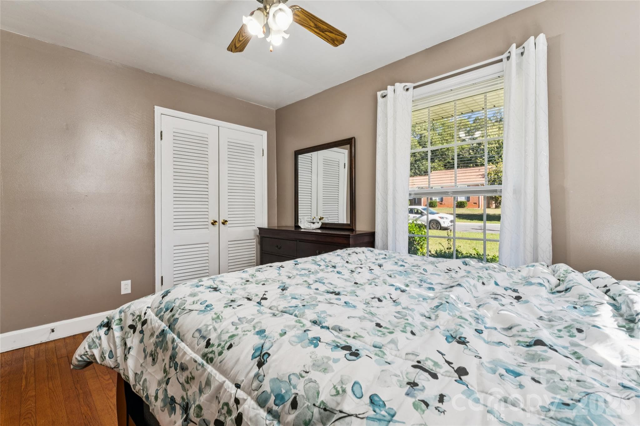 Single Family Residence at 4201 Westridge Drive, Charlotte, photo 20 of 31