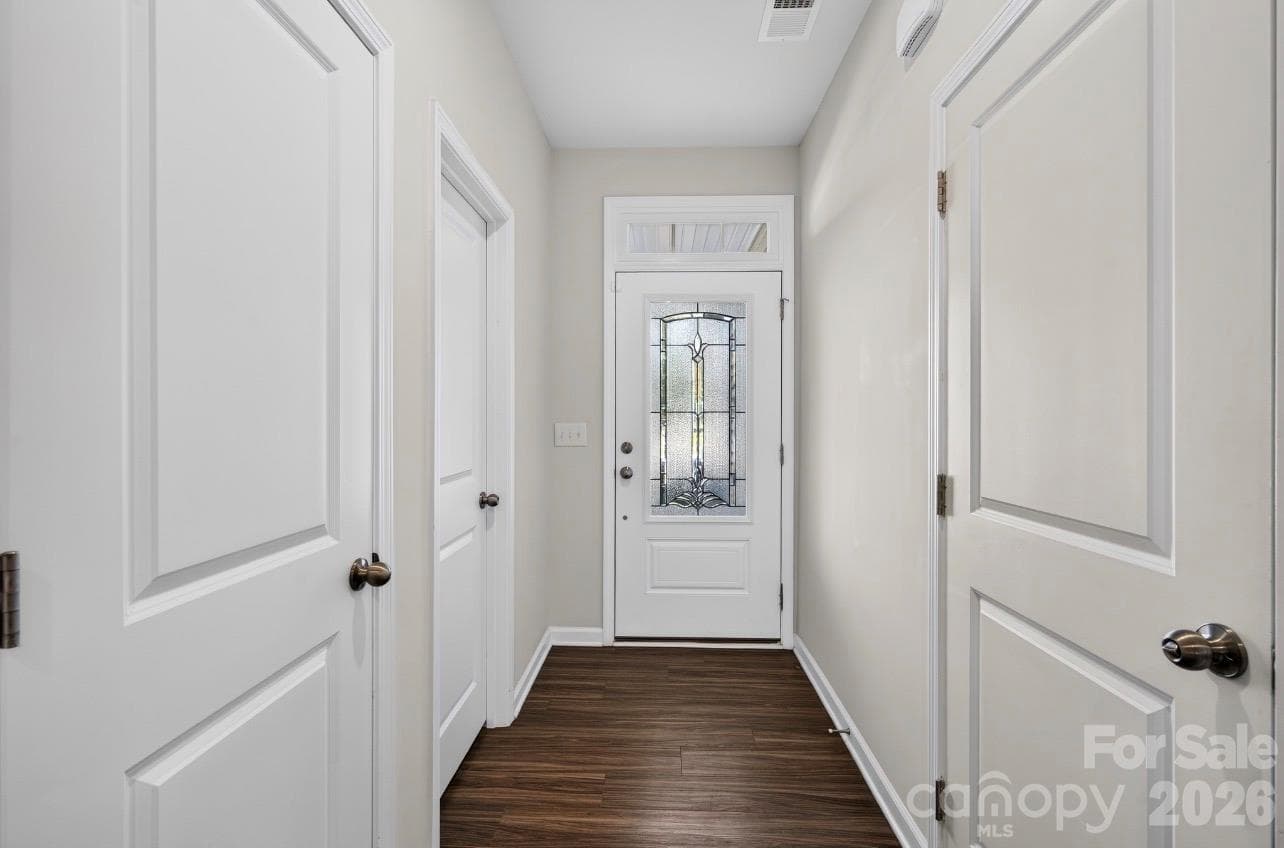 Townhouse at 13017 Cottage Crest Lane, Charlotte, photo 2 of 30
