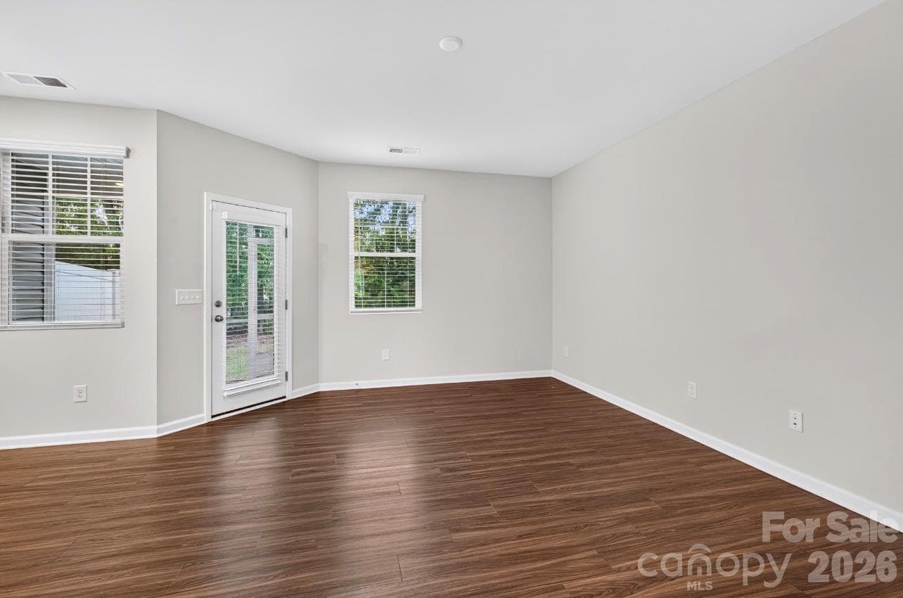 Townhouse at 13017 Cottage Crest Lane, Charlotte, photo 5 of 30