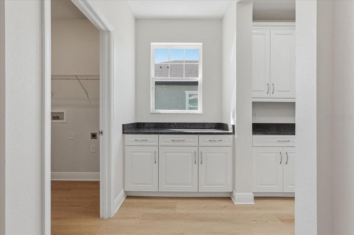 Single Family Residence at 5118 COASTAL SCENE DR, APOLLO BEACH, photo 13 of 87