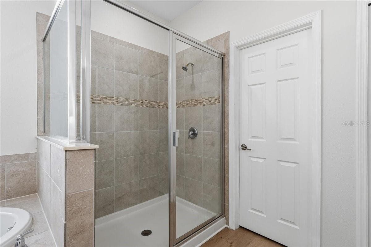 Single Family Residence at 5118 COASTAL SCENE DR, APOLLO BEACH, photo 35 of 87