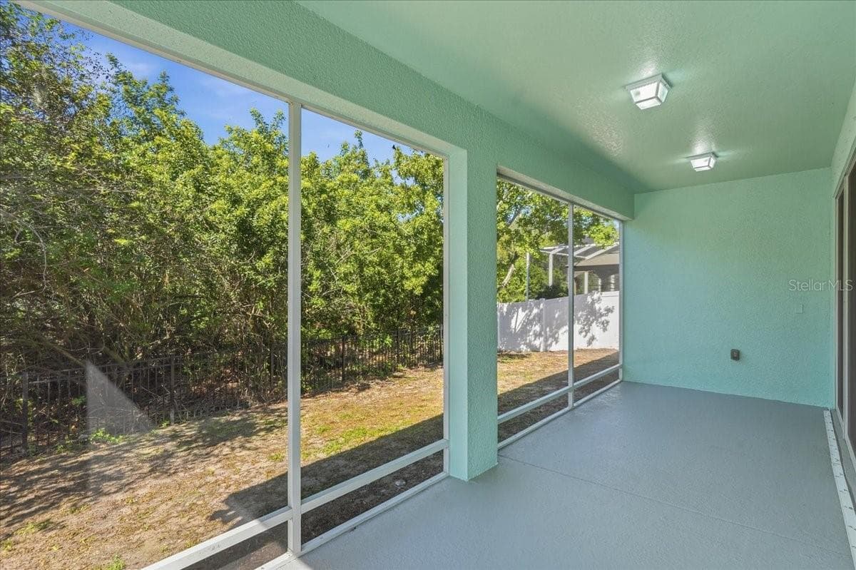 Single Family Residence at 5118 COASTAL SCENE DR, APOLLO BEACH, photo 46 of 87
