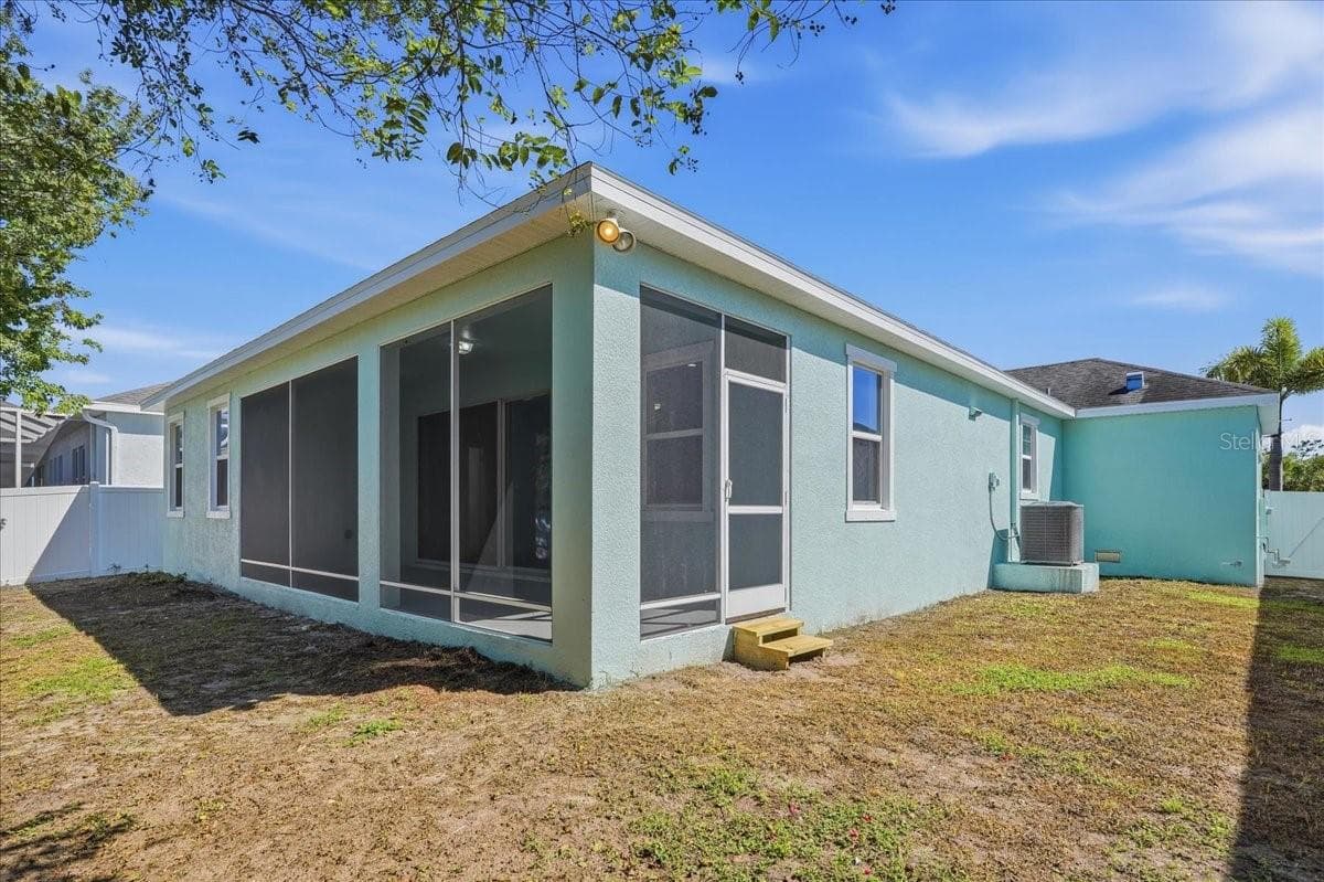 Single Family Residence at 5118 COASTAL SCENE DR, APOLLO BEACH, photo 47 of 87