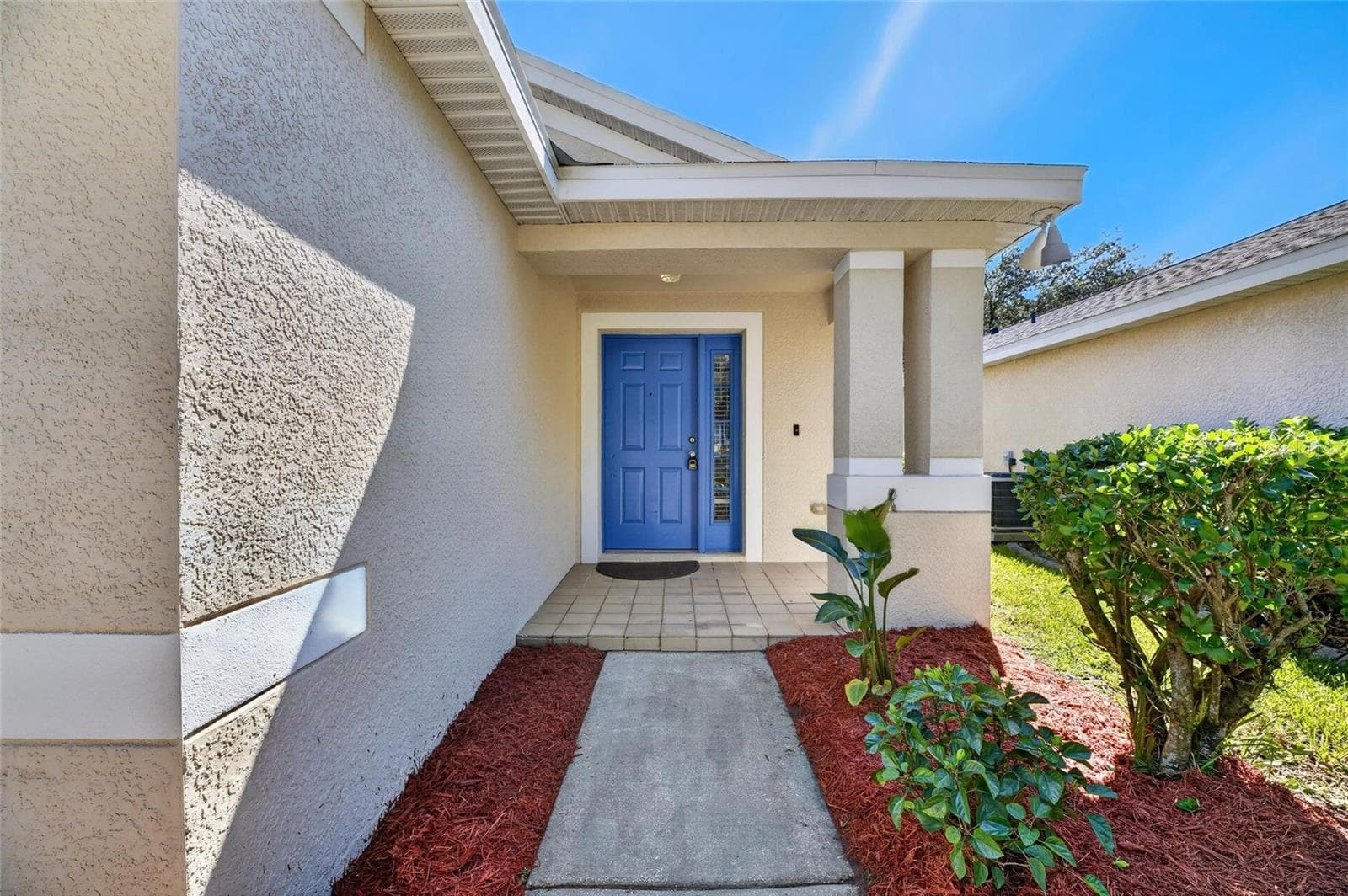 Single Family Residence at 11517 CRESTLAKE VILLAGE DR, RIVERVIEW, photo 3 of 51