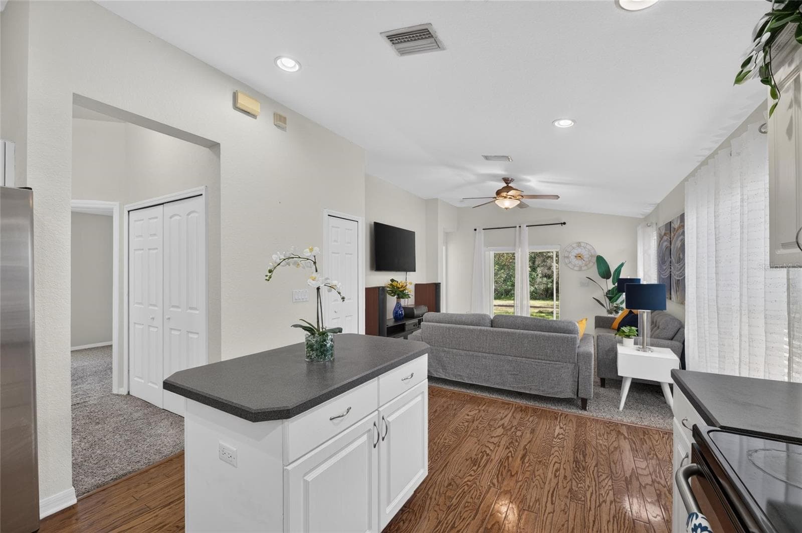 Single Family Residence at 11517 CRESTLAKE VILLAGE DR, RIVERVIEW, photo 13 of 51