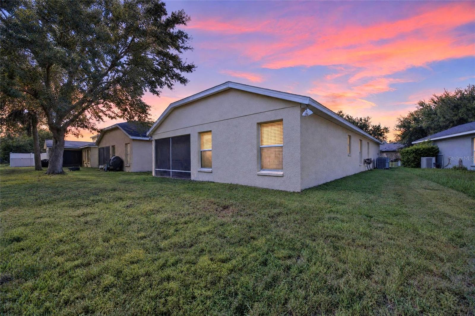 Single Family Residence at 11517 CRESTLAKE VILLAGE DR, RIVERVIEW, photo 37 of 51