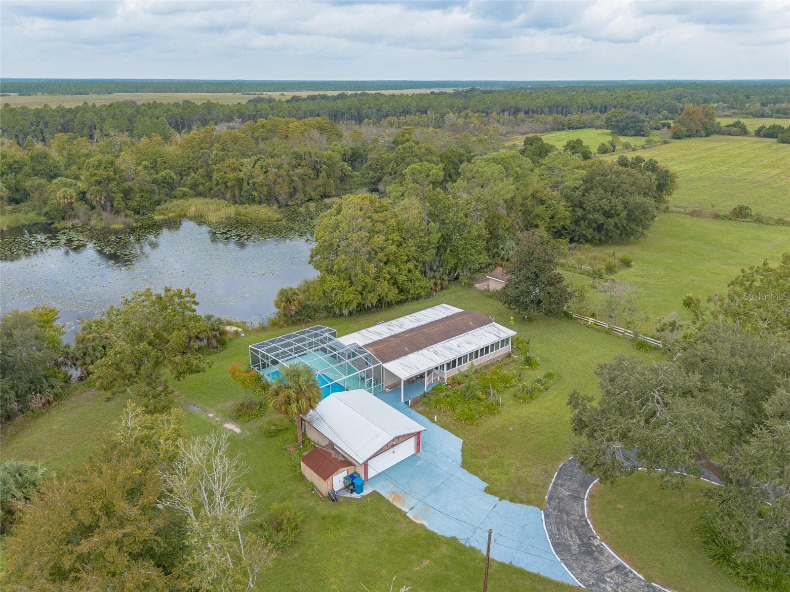 Manufactured Home at 632 N TYMBER CREEK RD, ORMOND BEACH, photo 44 of 47