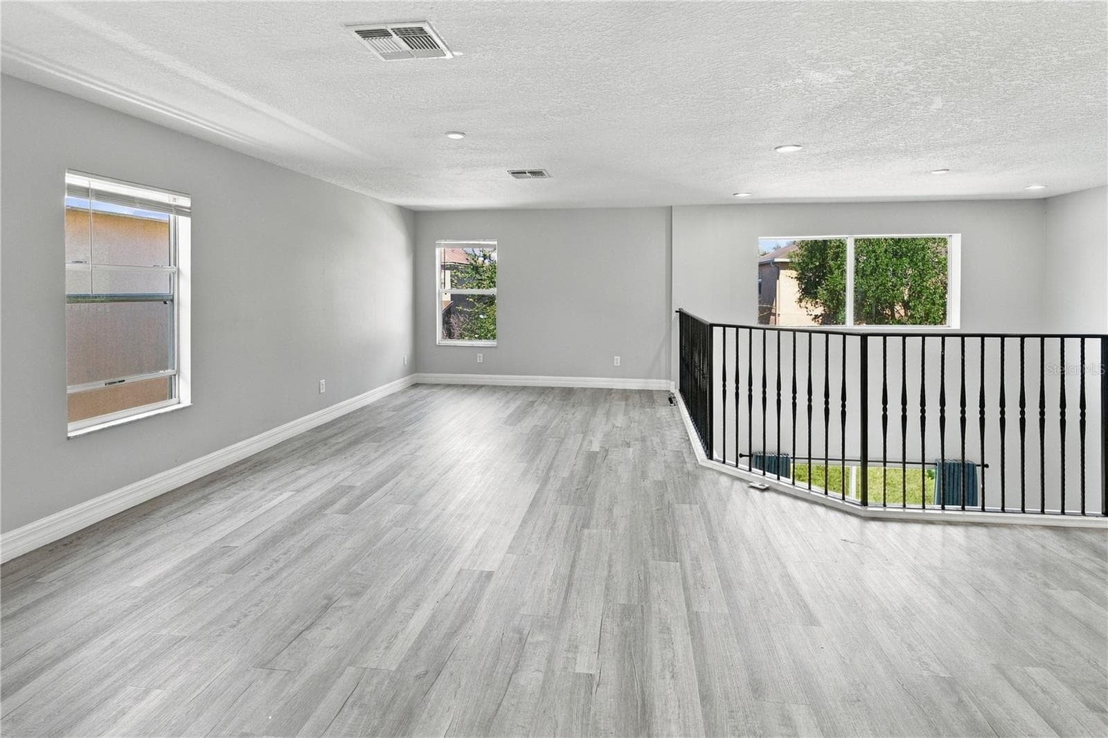 Single Family Residence at 13538 HIDDEN FOREST CIR, ORLANDO, photo 35 of 42