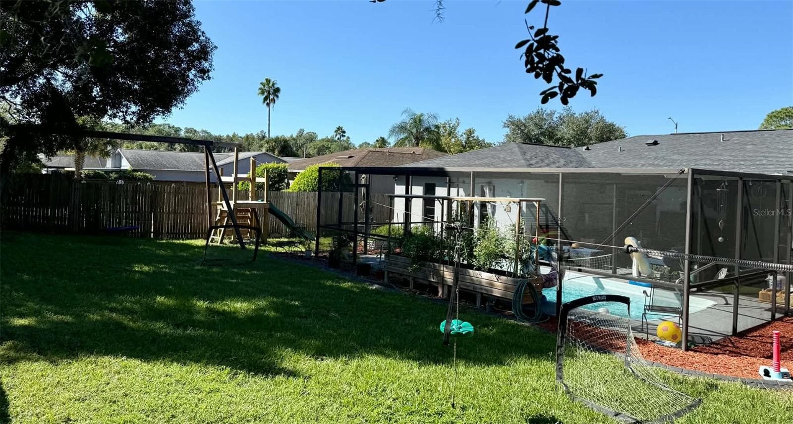 Single Family Residence at 3414 CADE LN, VALRICO, photo 21 of 29