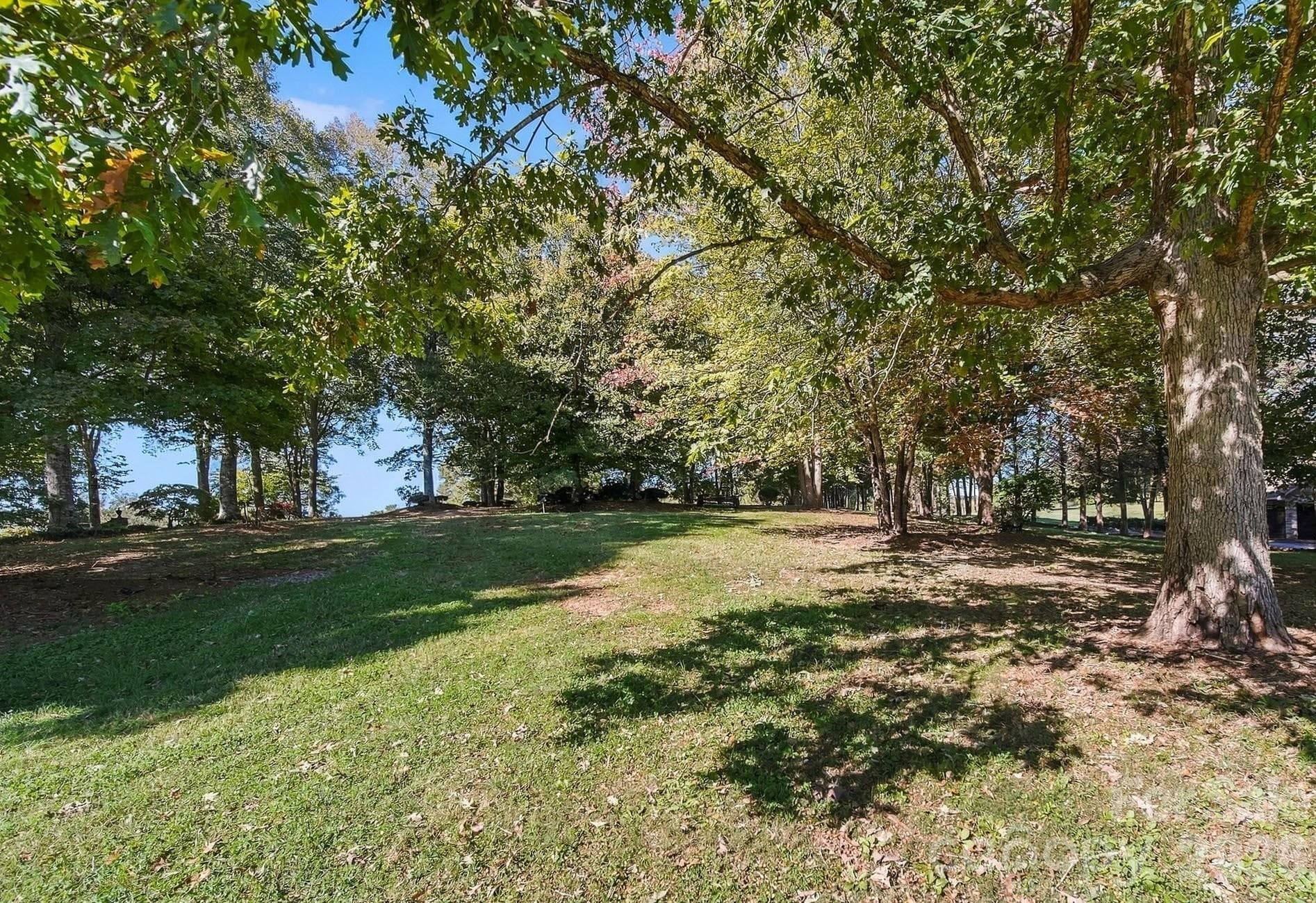 Single Family Residence at 14 Sand Bar Drive, Taylorsville, photo 21 of 32