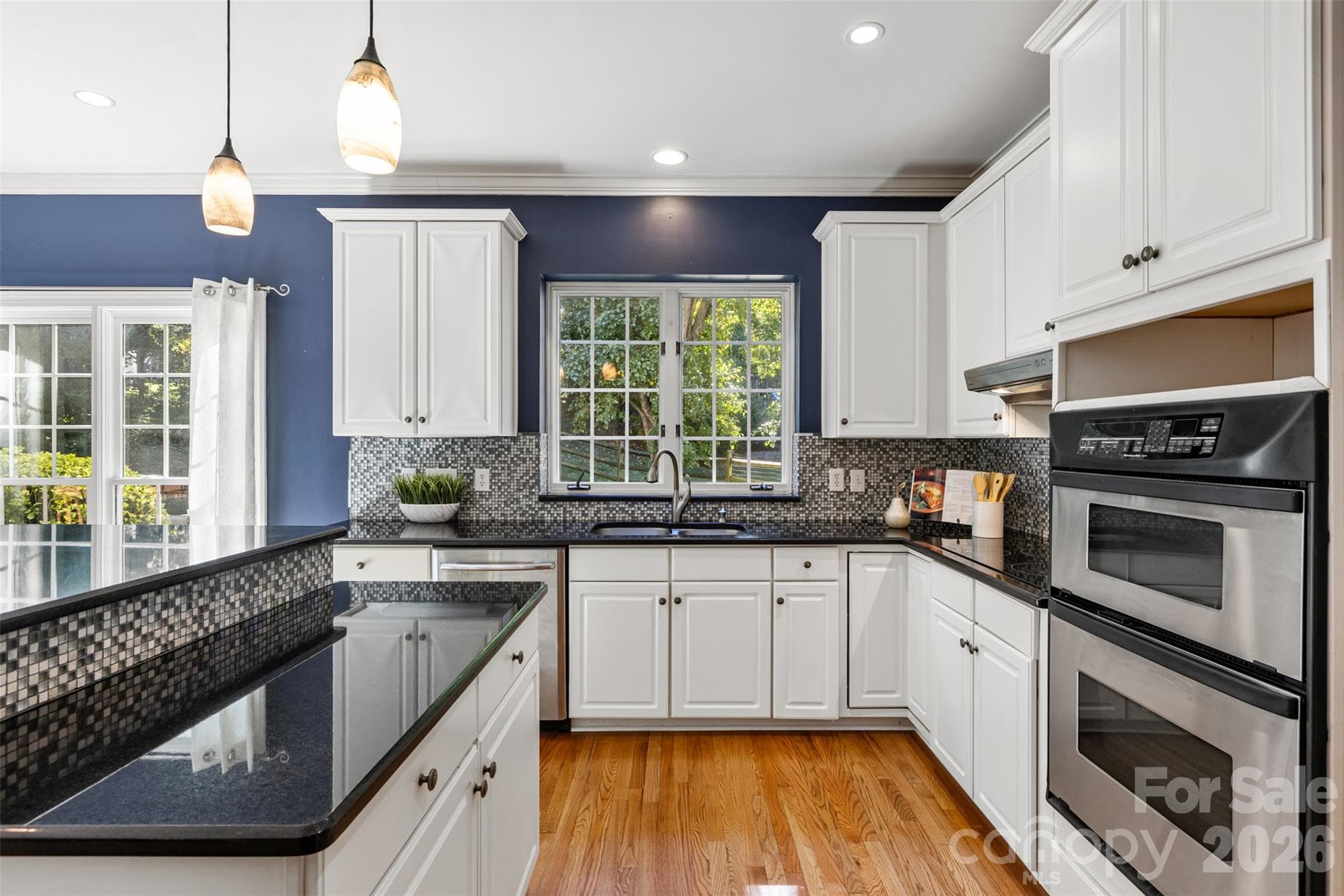 Single Family Residence at 5705 Kinglet Lane, Charlotte, photo 19 of 47