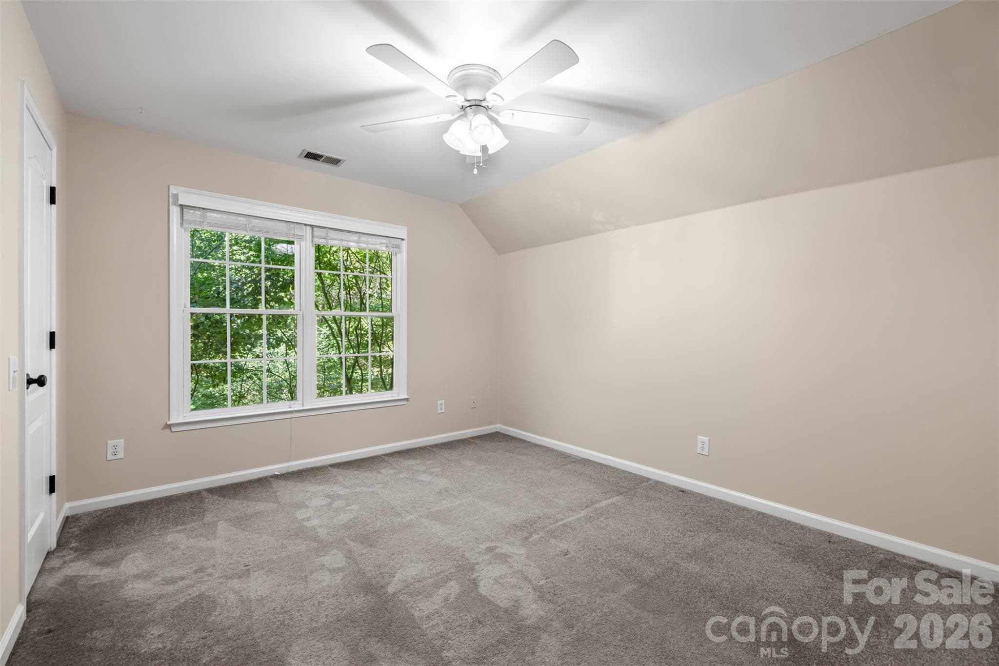 Single Family Residence at 5705 Kinglet Lane, Charlotte, photo 36 of 47