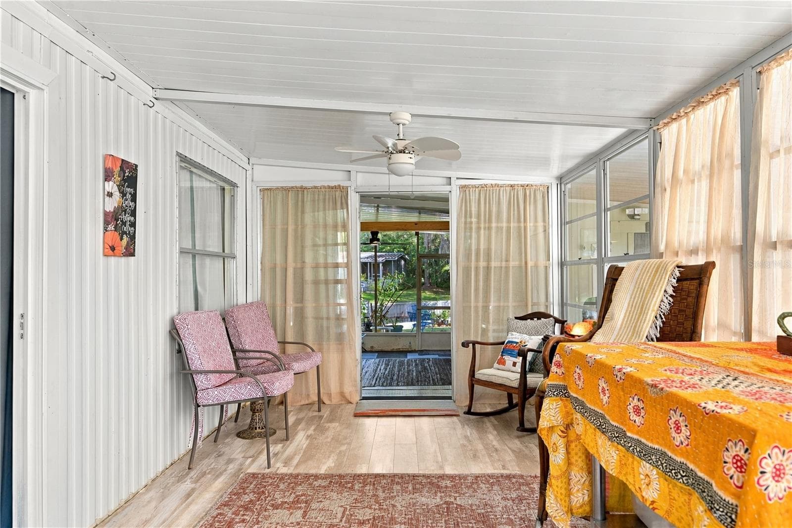 Florida Room - 130 PINEY RDG, EUSTIS