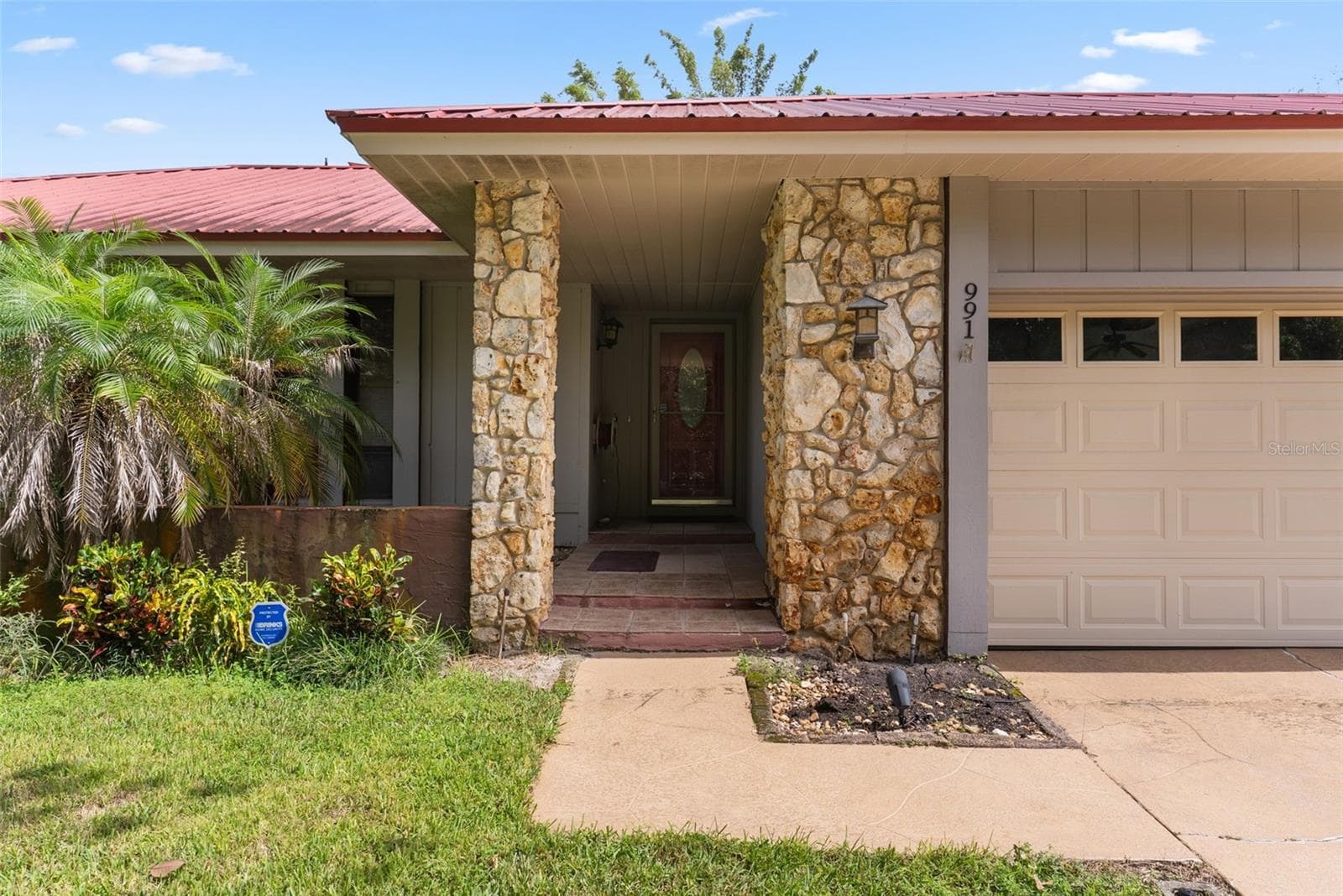Single Family Residence at 991 ROLLING OAKS CV, ALTAMONTE SPRINGS, photo 3 of 47