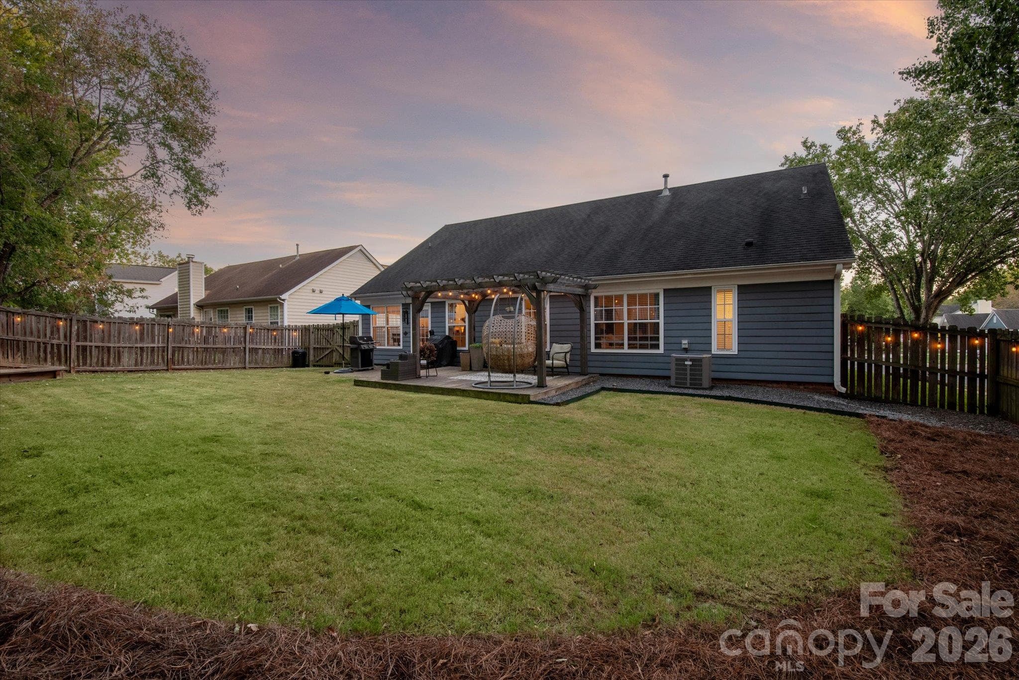 Single Family Residence at 9301 Lindahi Lane, Charlotte, photo 23 of 26