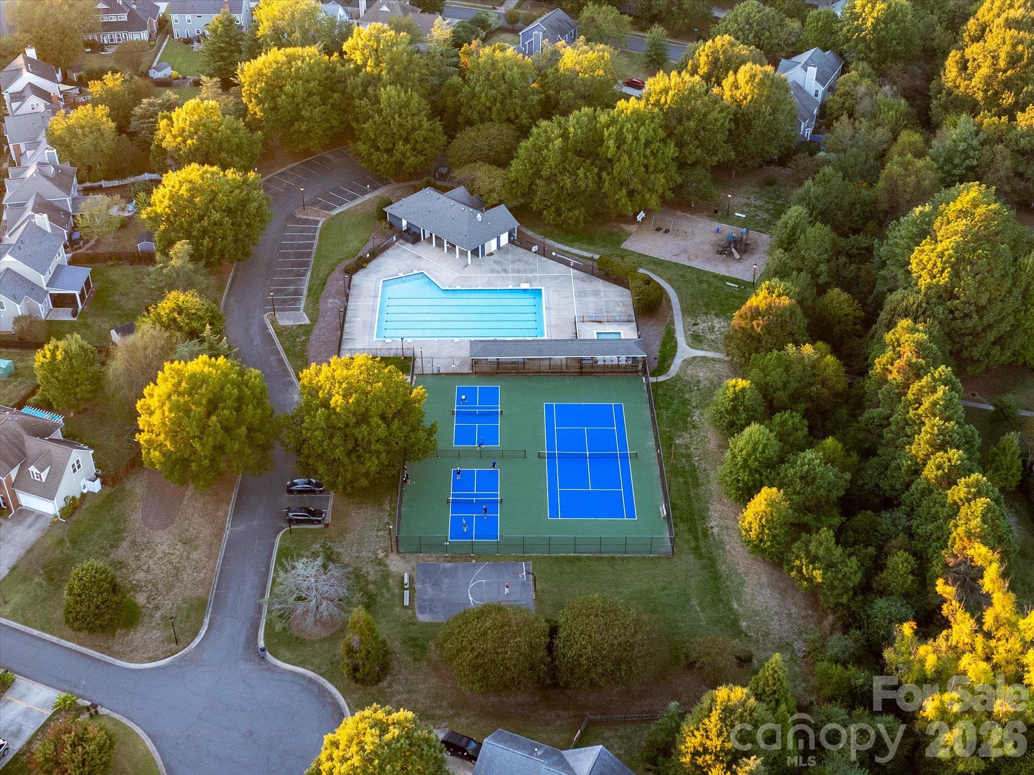 Single Family Residence at 9301 Lindahi Lane, Charlotte, photo 24 of 26