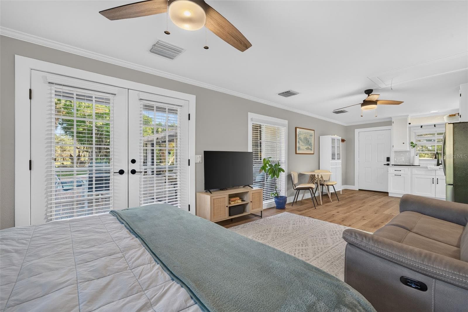 French doors to the pool - 290 SPANIARDS RD, PLACIDA