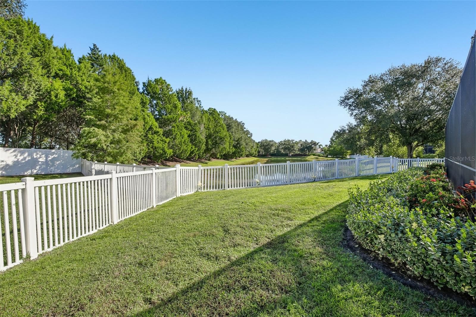 Single Family Residence at 14807 BOWFIN TER, LAKEWOOD RANCH, photo 7 of 63