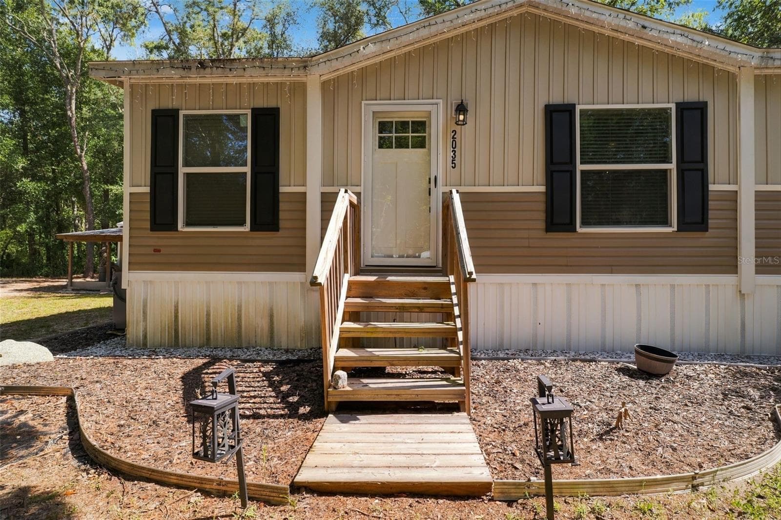 Front Exterior - 2035 S GOODE PT, HOMOSASSA