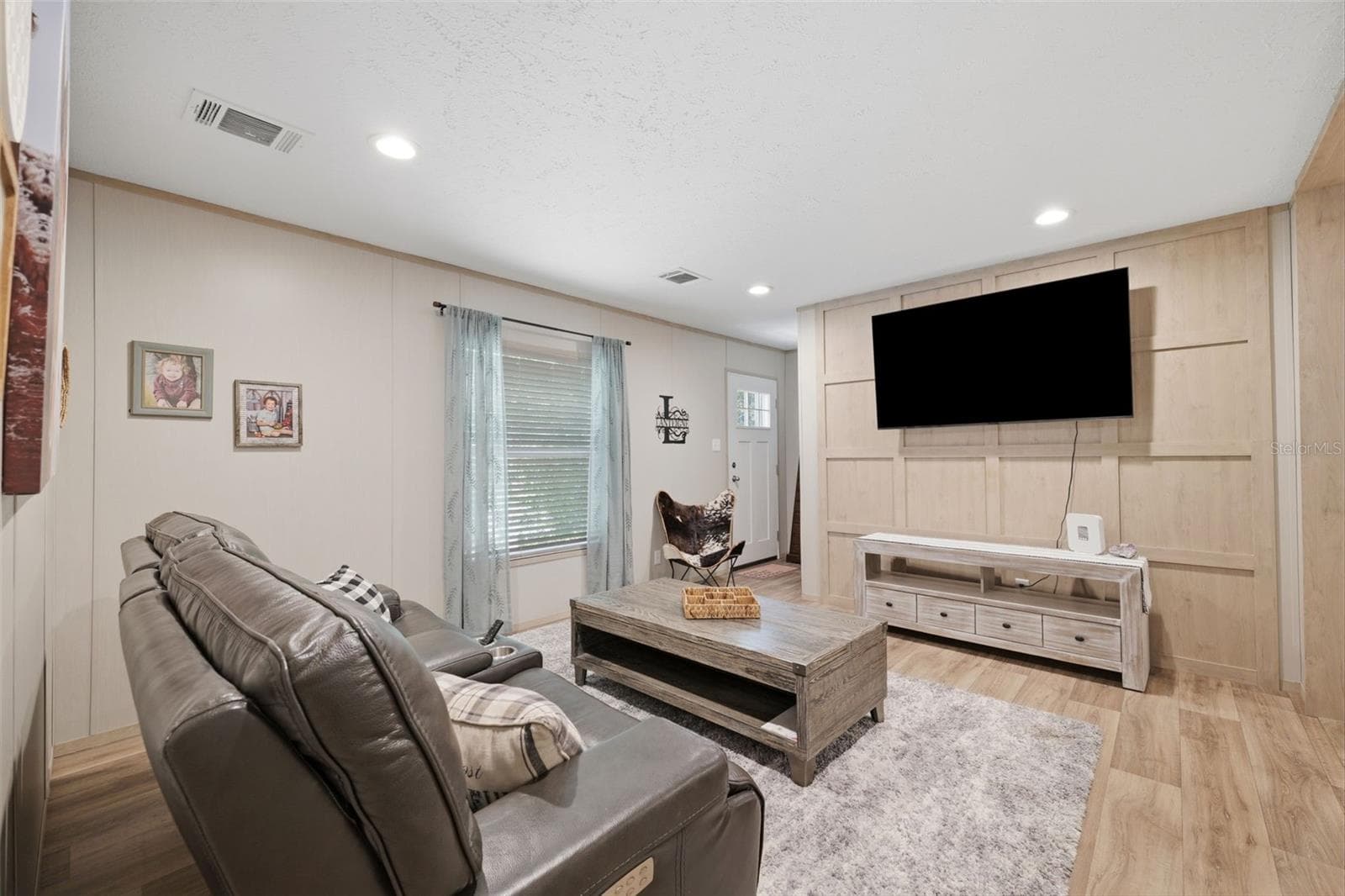 Living - 2035 S GOODE PT, HOMOSASSA